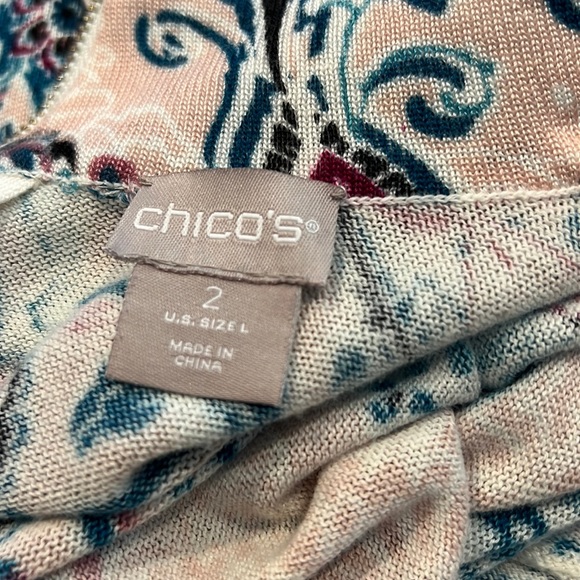 🪷 Chicos size 2 shirt 🪷 - Picture 2 of 11